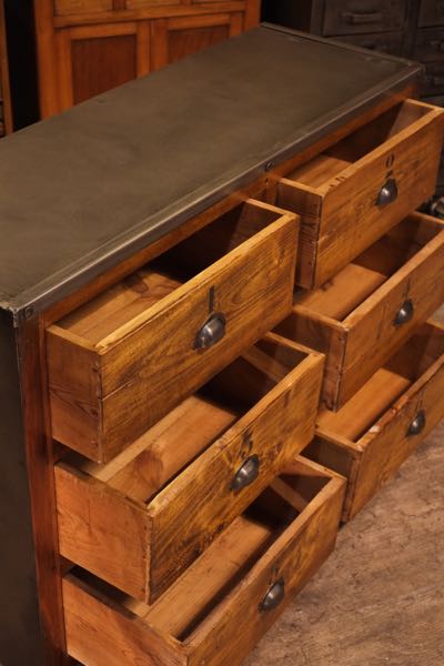 meuble de metier ancien 